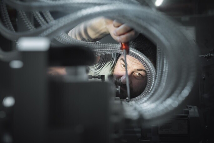 Servicetechniker international (a) 100%, 1. Bild